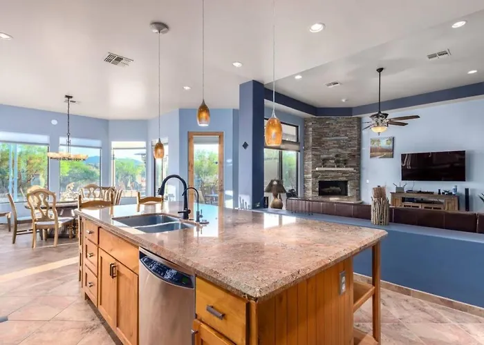 Holiday home Desert Tranquility 4 Bedroom With Heated Pool