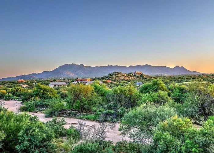 Desert Tranquility 4 Bedroom With Heated Pool